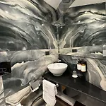 Royale Sainte Helene Boutique