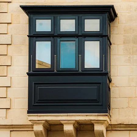 Royale Sainte Helene Boutique Hotel 5*