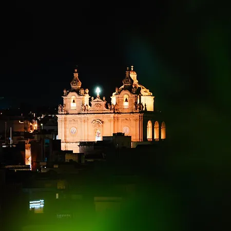 Royale Sainte Helene Boutique