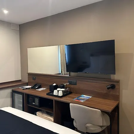 Royale Sainte Helene Boutique