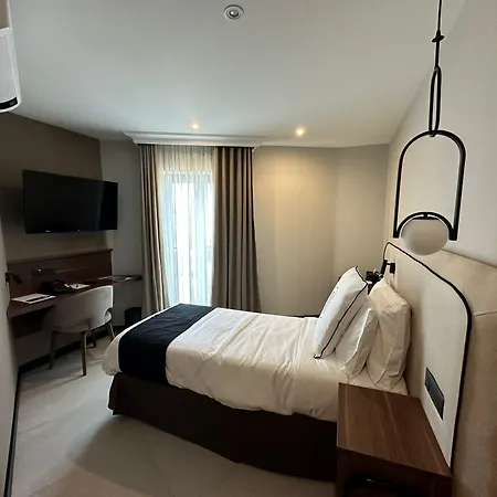 Royale Sainte Helene Boutique Birkirkara