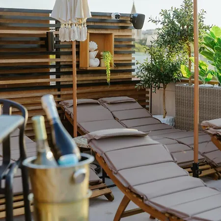 Royale Sainte Helene Boutique