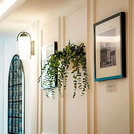 Hotel Royale Sainte Hélène Boutique 5*