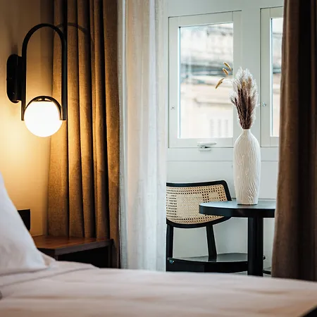 Royale Sainte Helene Boutique