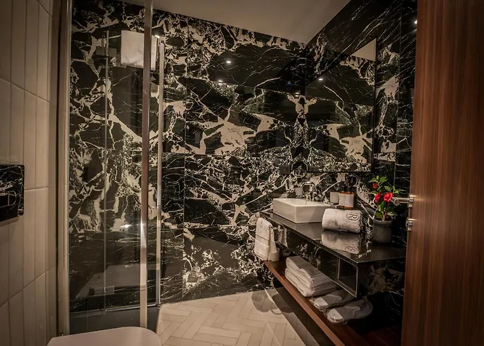 Otel Royale Sainte Helene Boutique 5*