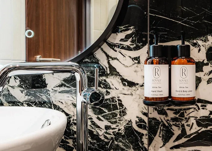 Royale Sainte Hélène Boutique Birkirkara