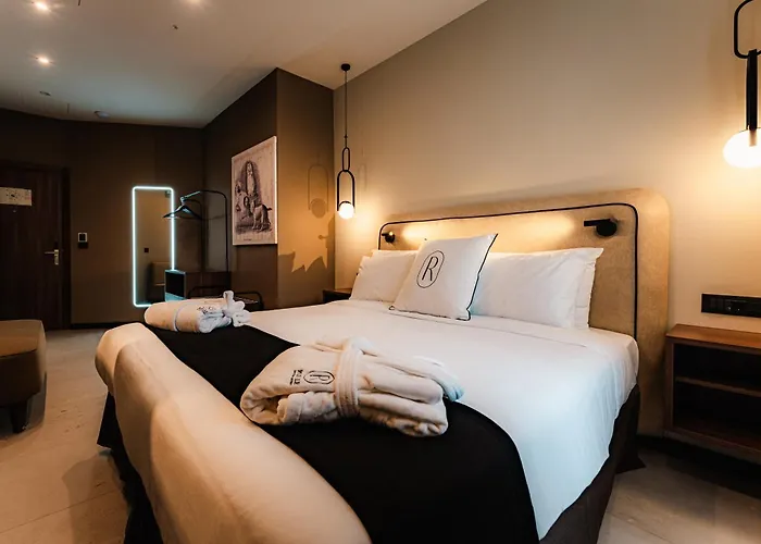 Royale Sainte Helene Boutique מלון 5*