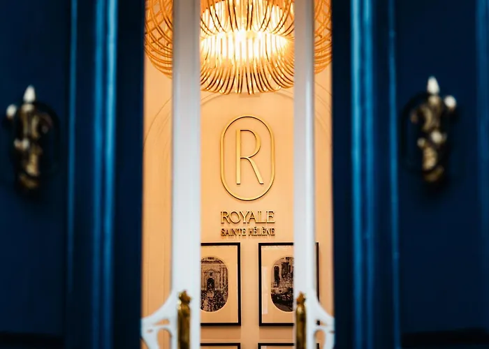 Royale Sainte Helene Boutique מלון 5*