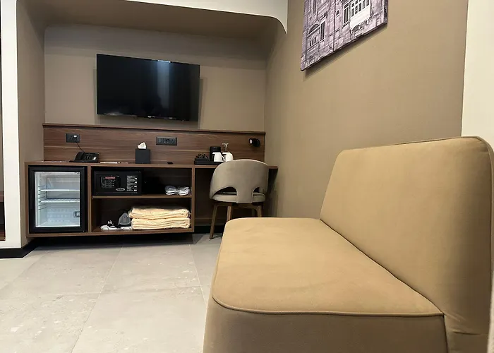 Royale Sainte Hélène Boutique Birkirkara